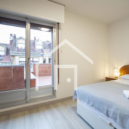Atico Quintana II - Con Terraza, En El Centro Con Wifi Y Garaje Apartment Oviedo Bagian luar foto