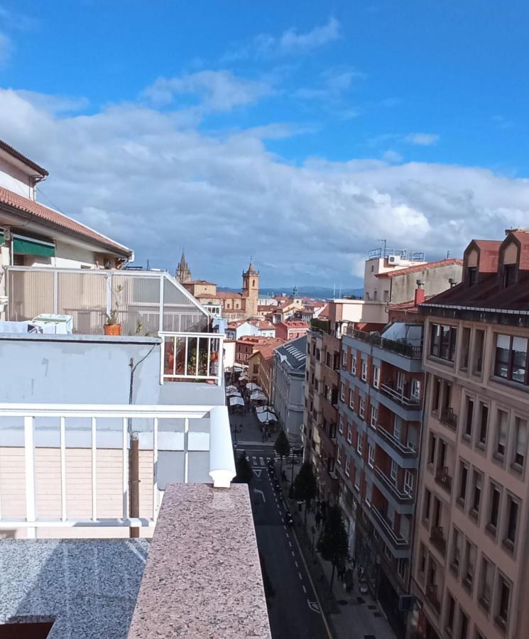 Atico Quintana II - Con Terraza, En El Centro Con Wifi Y Garaje Apartment Oviedo Bagian luar foto